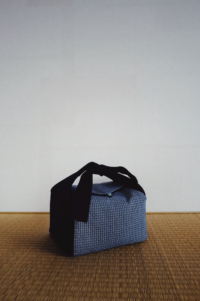 DIAN YUN 靛云 Tea Journey Bag