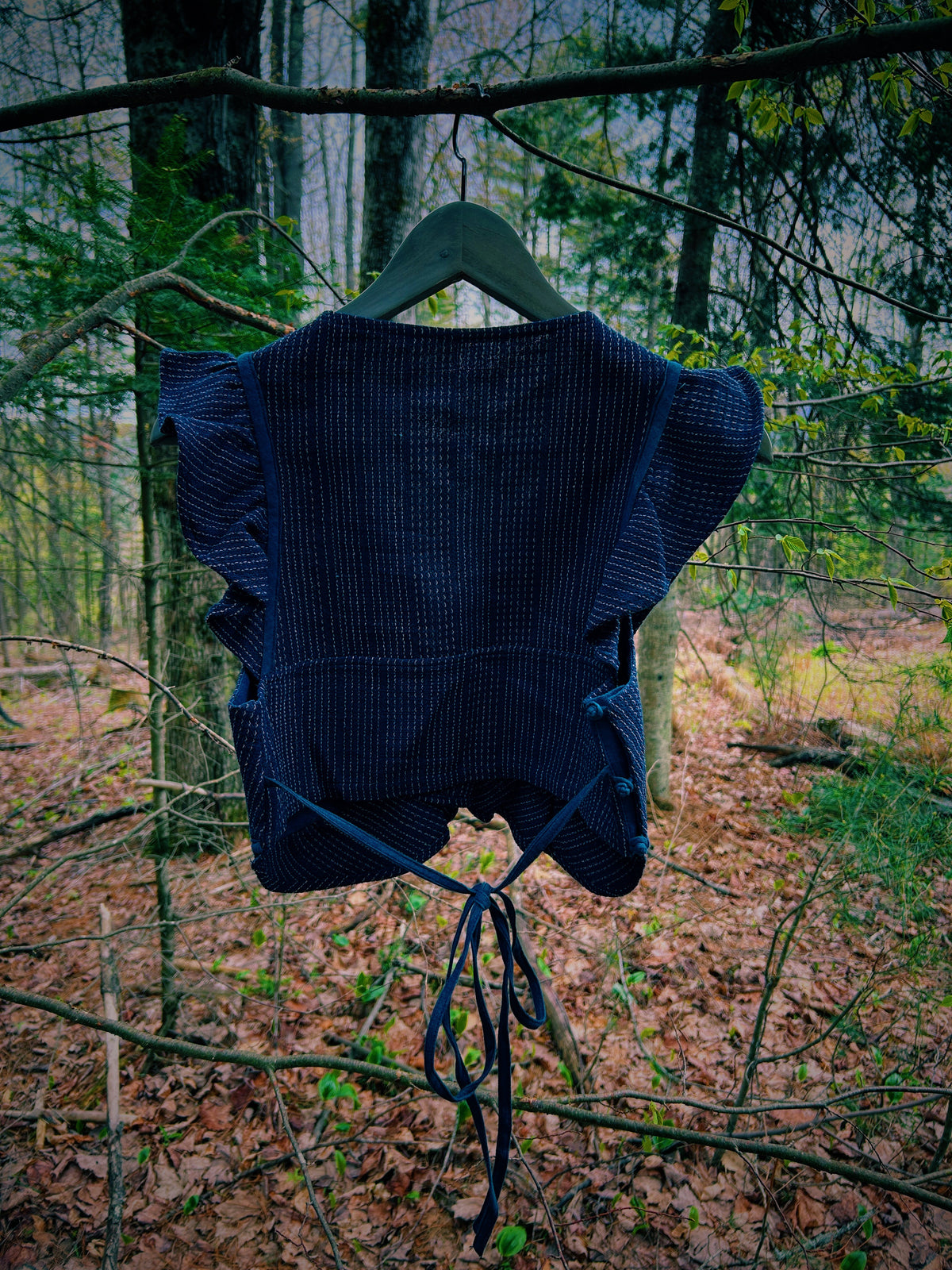 HUADIE 化蝶 Indigo Qigong top