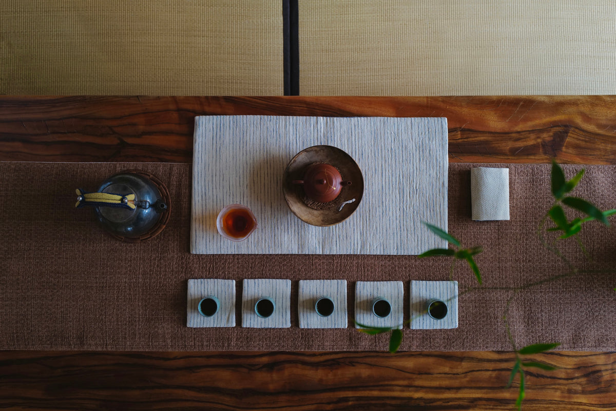 SHUANG JING 双景 Reversible tea runner (long version)