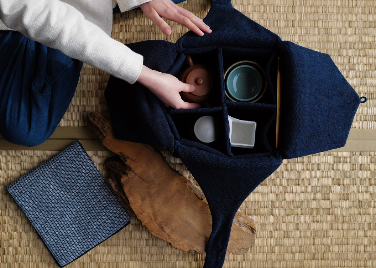 DIAN YUN 靛云 Tea Journey Bag